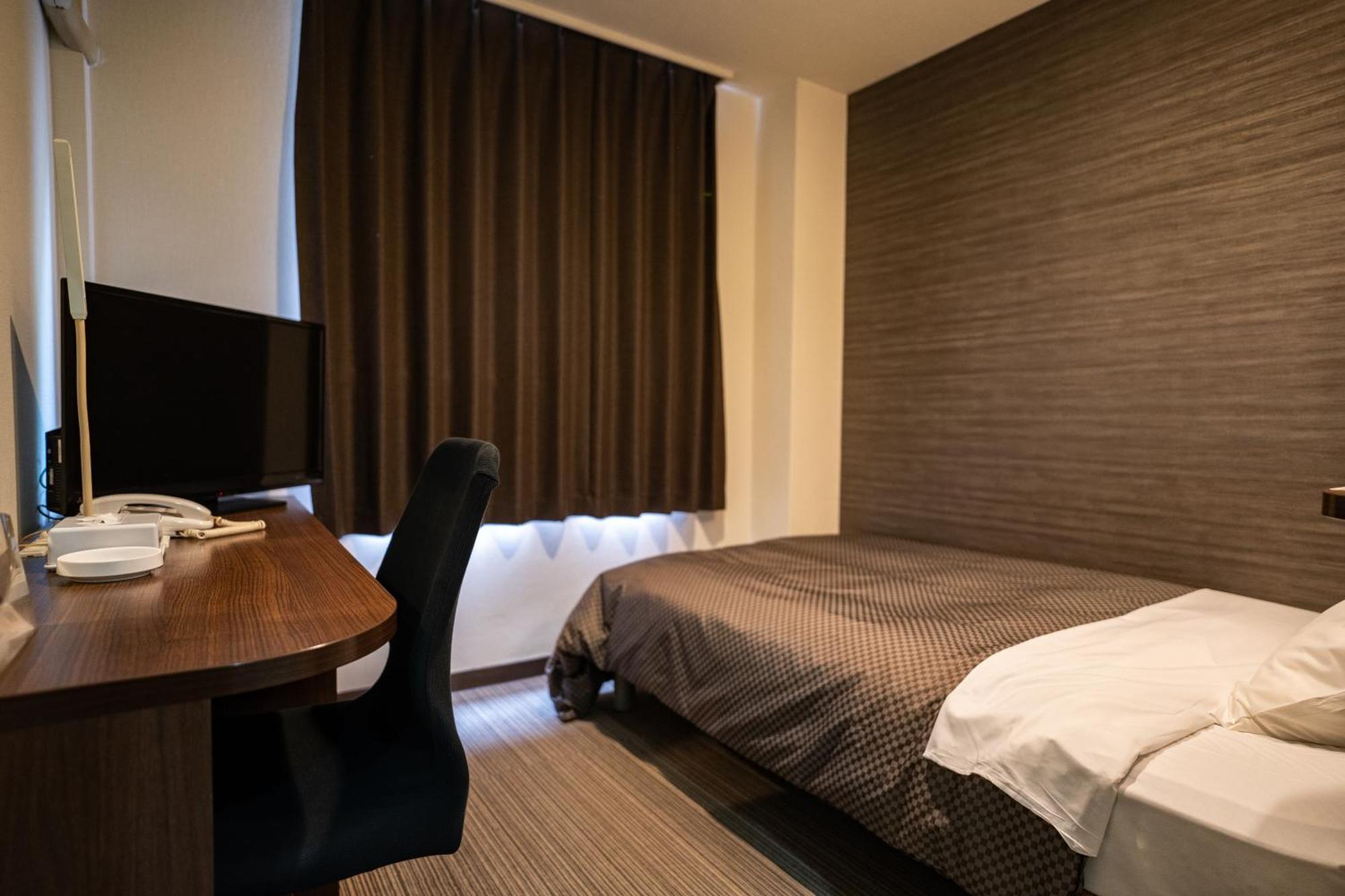 Isahaya Daiichi Hotel Екстериор снимка